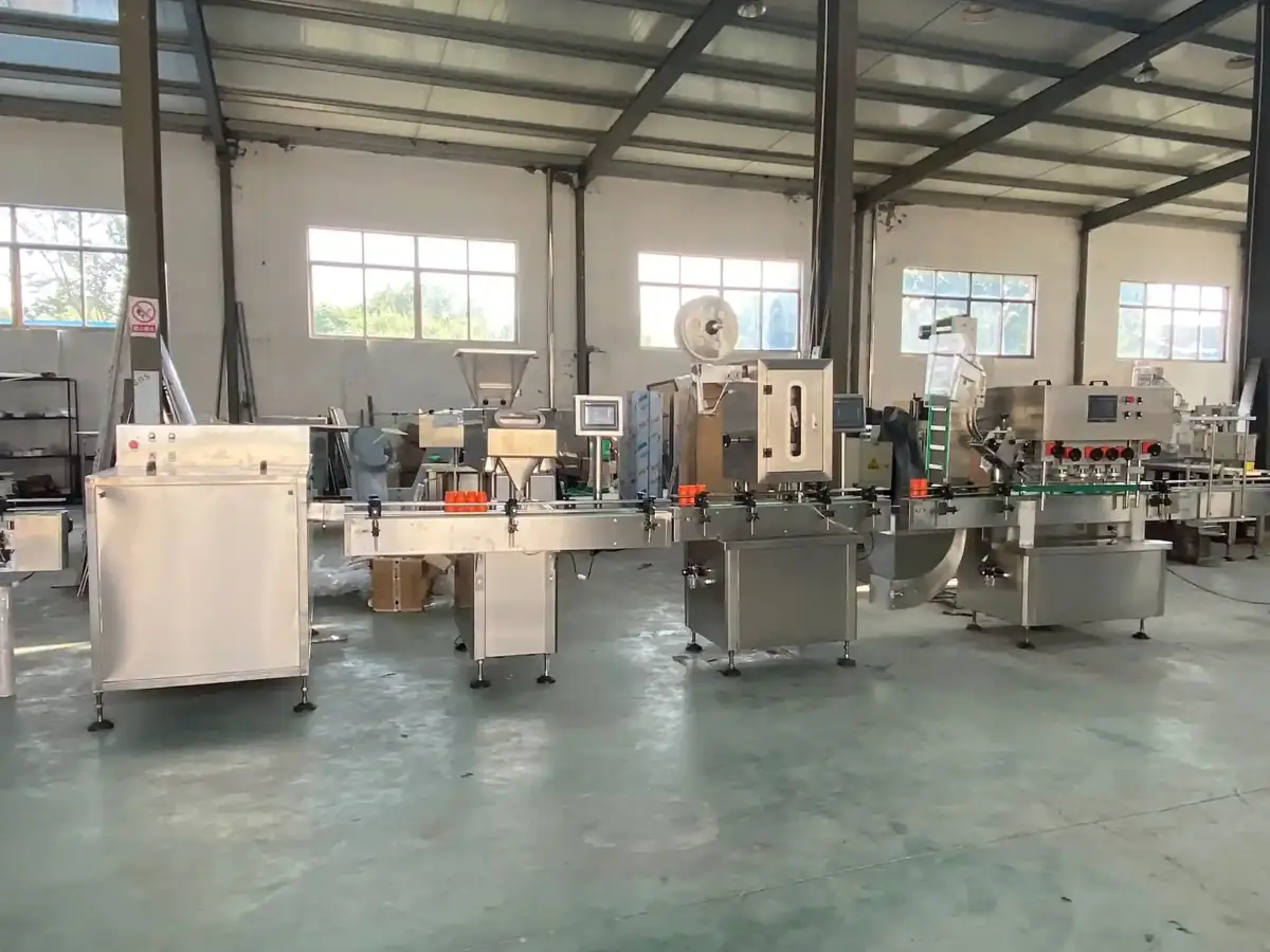 Automatic tablet counting and packaging line for nutraceutical and pharmaceutical production